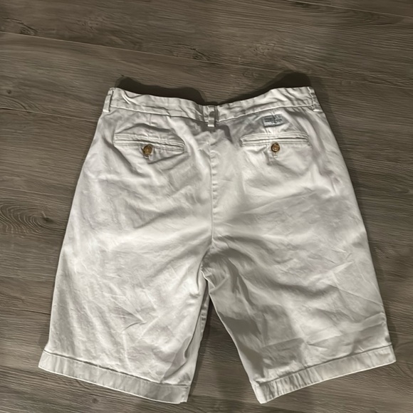 Vineyard Vines Other - Vineyard vines casual shorts
